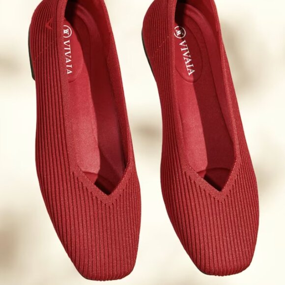 Vivaia Square-Toe V-Cut Flats (Margot 2.0) in Ruby Red Size 9 (40) - Picture 2 of 13